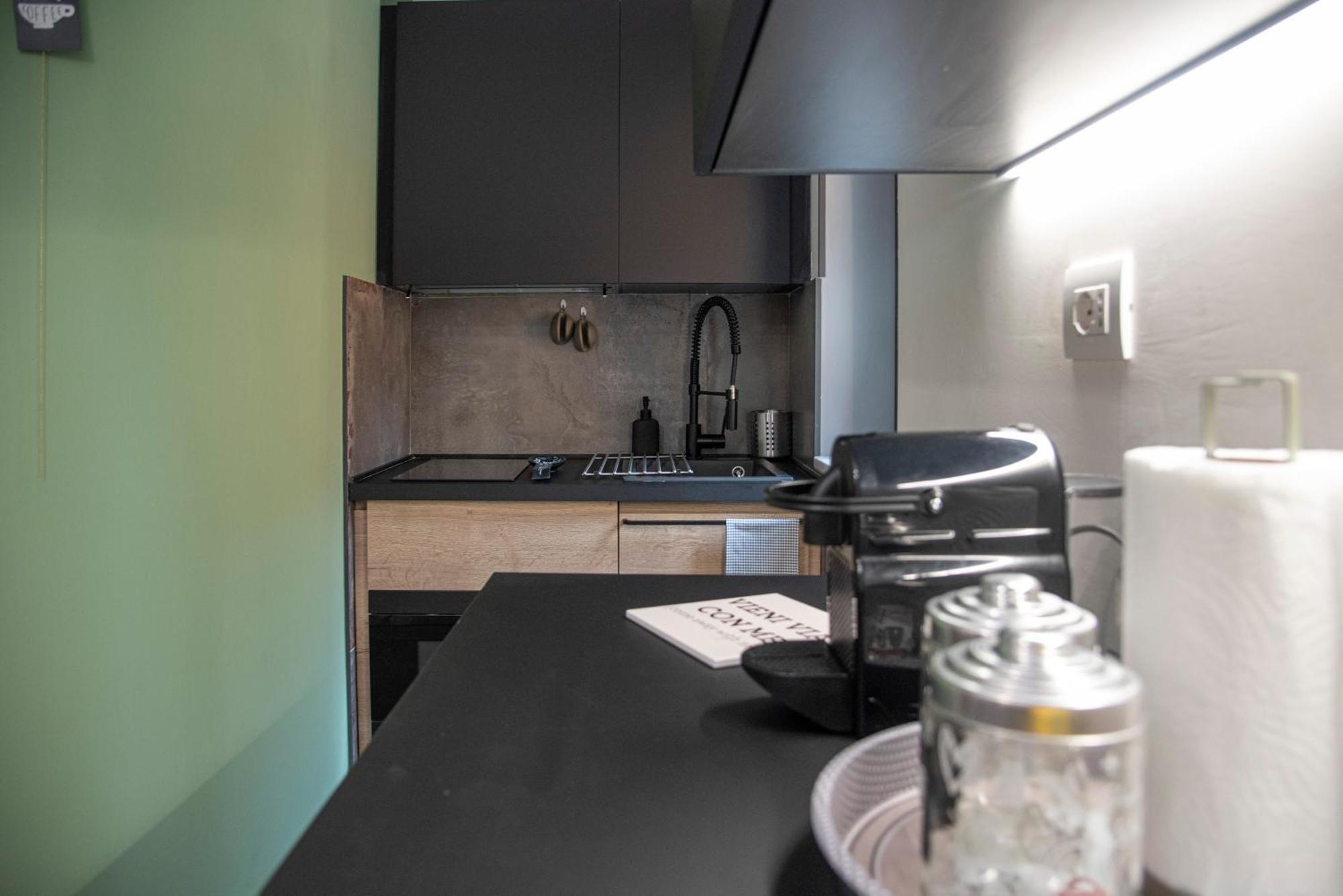 Vatican Boutique Apartment With St Peters Dome View โรม ภายนอก รูปภาพ