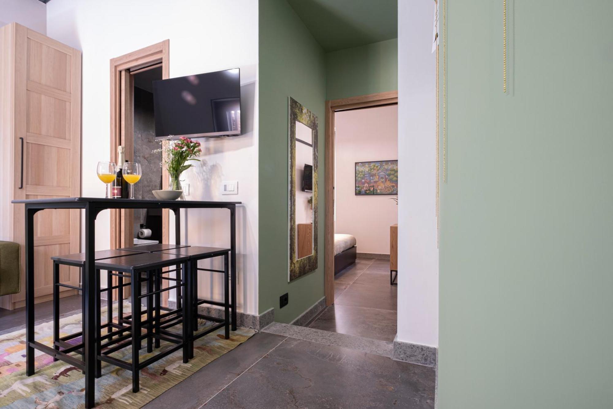 Vatican Boutique Apartment With St Peters Dome View โรม ภายนอก รูปภาพ