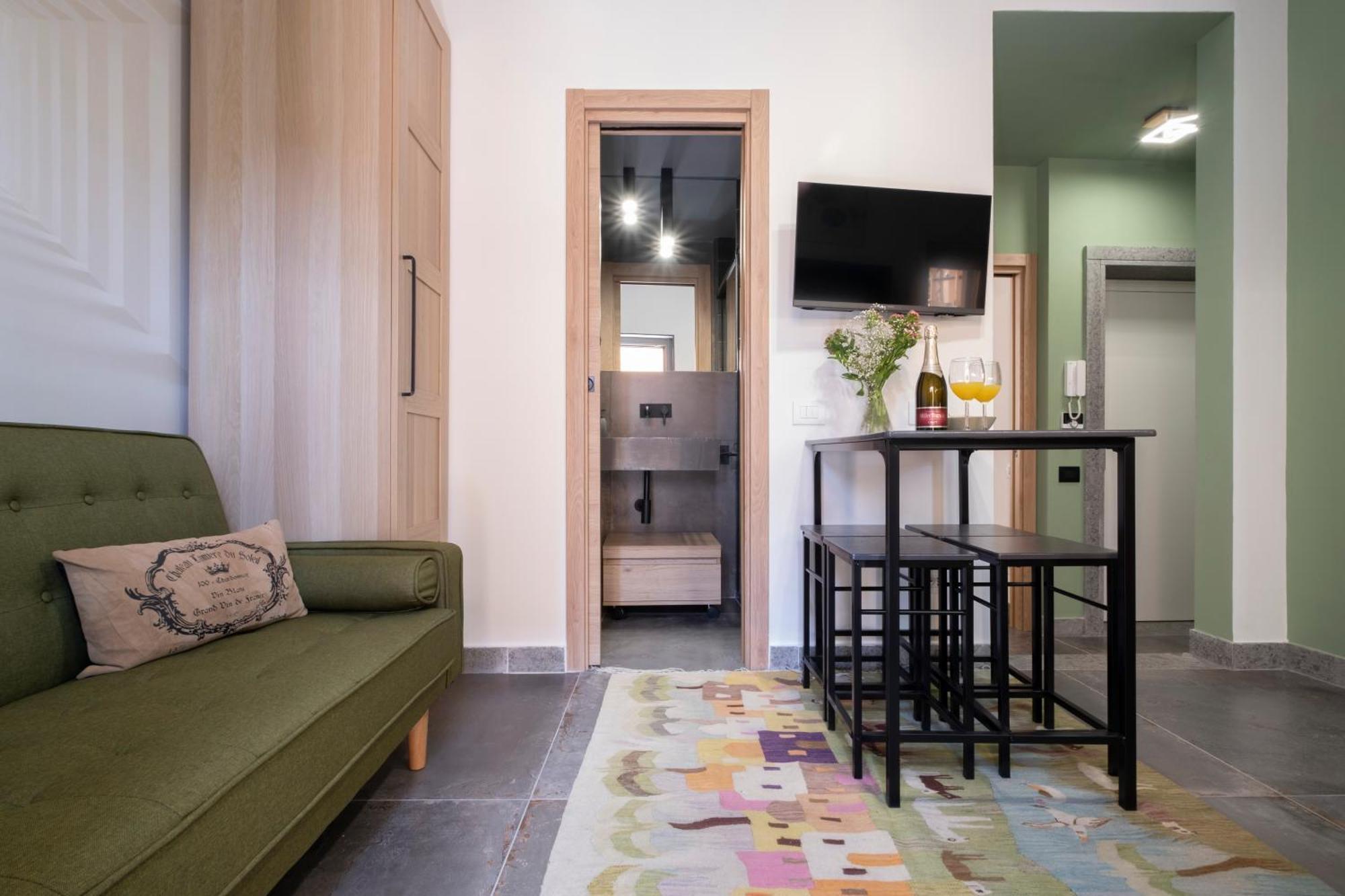 Vatican Boutique Apartment With St Peters Dome View โรม ภายนอก รูปภาพ