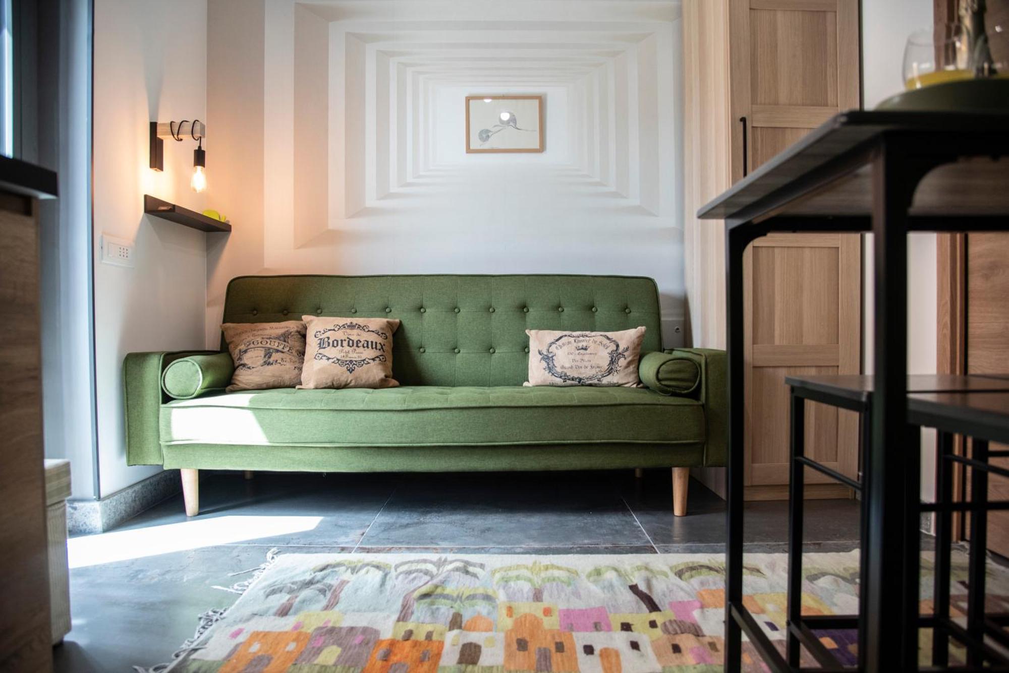Vatican Boutique Apartment With St Peters Dome View โรม ภายนอก รูปภาพ